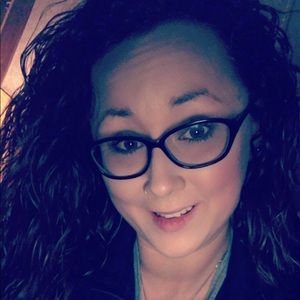 Meet your Posher, Jacqueline